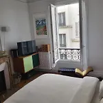 T3 With Wifi Near Montmartre