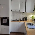 T3 With Wifi Near Montmartre