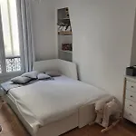 T3 With Wifi Near Montmartre